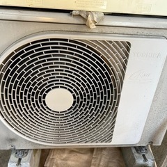TOSHIBA ルームエアコン　8畳　室外機付の画像