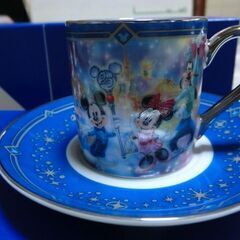 ディズニー　アンティーク　２５周年記念時のデミタスカップ　箱付きペア（未使用）の画像