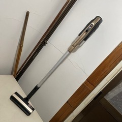 コードレス掃除機　値下げ