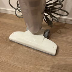 スティック型掃除機　有線の画像
