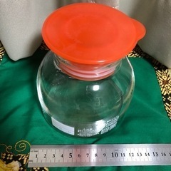 耐熱ガラス　iwaki  ガラス容器　フルーツサワーなど貯蔵の画像
