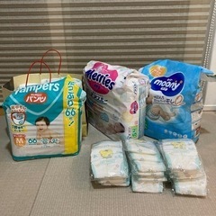 サイズアウトした開封済みオムツ　