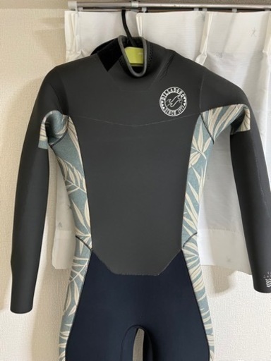 ビラボン　セミドライ　ウエットスーツ　5/3mm M/Lサイズ