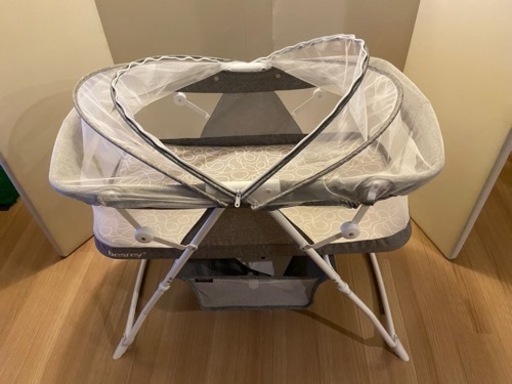 折りたたみ式ベビーベッド　美品　中古