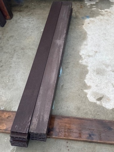 人工木材　ウッドデッキ材　DIY