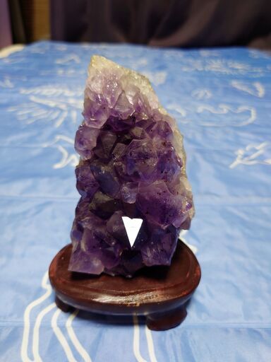 アメジスト 紫水晶 幸運 パワーストーン 原石 置物  鉱物　水晶 原石 アメシスト