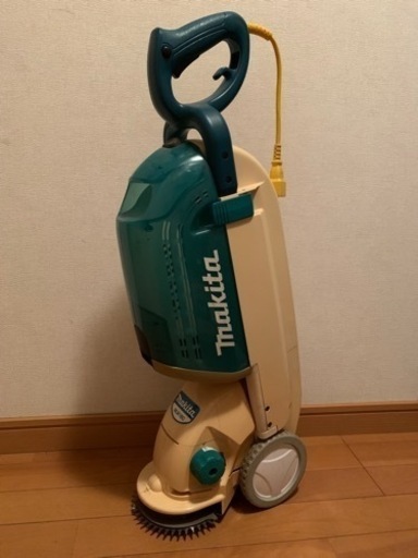 makita マキタ　芝刈り機　MLM160(中古)