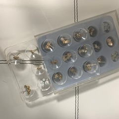 アクセサリー入れの画像