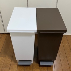 ゴミ箱　ニトリ　20L  2つ【消臭スリムペダルペール】【ホワイ...