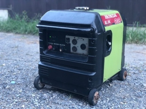 ホンダ 防音型サイクロコンバーター 2.2Kv エンジン発電機　EX22