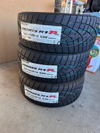 205/45ZR16 新品タイヤ3本