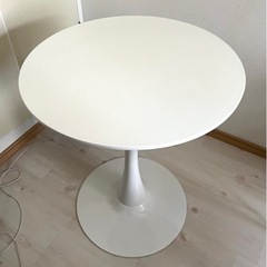 【9/3までに処分します】ほぼ新品！ダイニングテーブルの画像