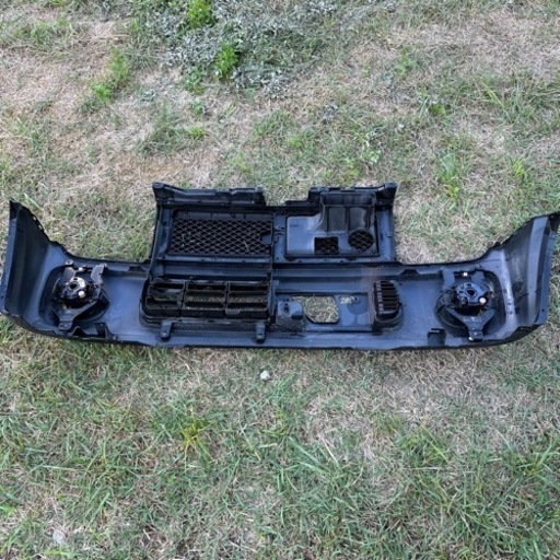 スズキ アルトラパン he21s フロントバンパー グリル付 中古品