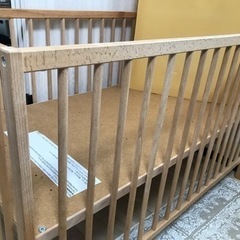 ベビーベッド(IKEA SNIGLAR) ＋マットレス付き！の画像