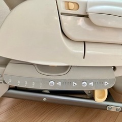 [受け渡し予定者決定]コンビ電動ハイローラックの画像