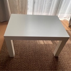 IKEA LACK サイドテーブルの画像