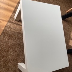 IKEA LACK サイドテーブルの画像