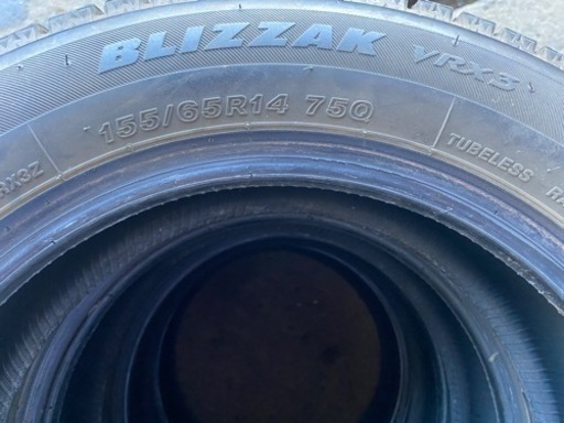 決まりました！値下げしました。155/65R14  ブリヂストン BLIZZAK VRX3 スタッドレスタイヤ　4本