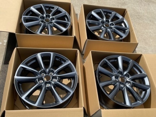 【値下げ】新車外し MAZDA3 純正 5H-114.3 7J+45 18インチ  アルミホイール センターキャップなし ガンメタ マツダ3 cx-3 4本セット