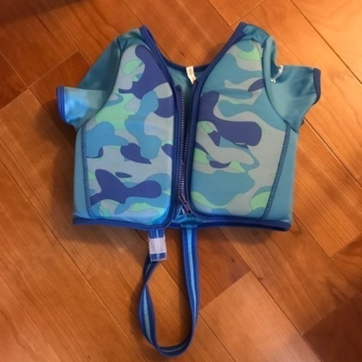 100〜120スイムベスト美品