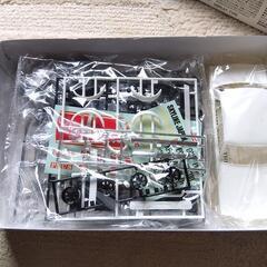 ハコスカレーシングプラモデル　アオシマ製　新品未開封の画像