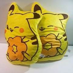 新品未使用ぬいぐるみ　ポケモン　ピカチュウ