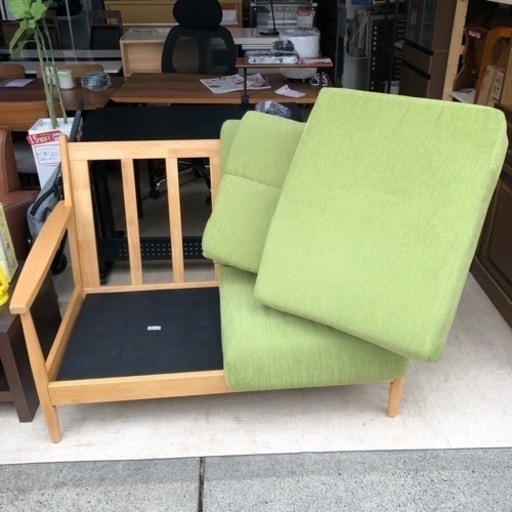 【木製 グリーン 2人掛けソファ】入荷しましたー！