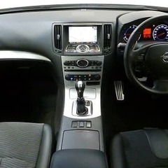 セダン好きの方必見！🚗✨✨　日産 スカイラインの画像