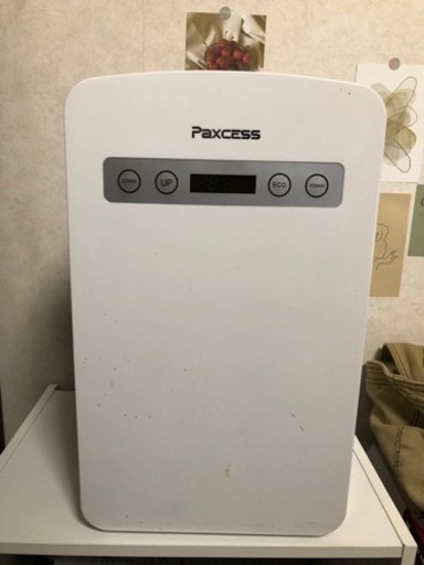 小型　冷蔵庫　冷温庫　10ℓ  ペルチェ