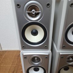 [引取限定]Victor/ビクター CD MD カセット FM AM コンポ UX-Q10 ホワイト（CA-UXQ10-W/SP-UXQ10-W）の画像