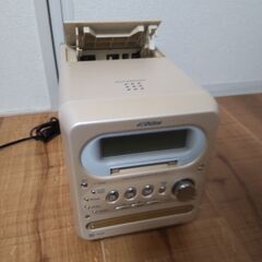 [引取限定]Victor/ビクター CD MD カセット FM AM コンポ UX-Q10 ホワイト（CA-UXQ10-W/SP-UXQ10-W）の画像