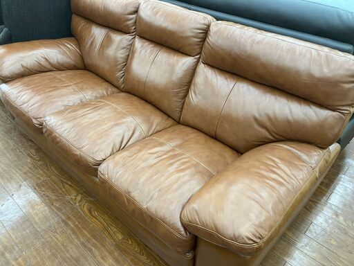 【値下げしました!!】マナベインテリア 3Pソファ 濃いキャラメル色 No.3587●茶色系 ブラウン系 ※現金、クレジット、ぺイペイ、スマホ決済対応※
