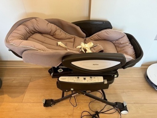 ベビーハイローチェア