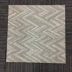 未使用です◆1枚200円！　TOLI 　タイルカーペット　GRA...