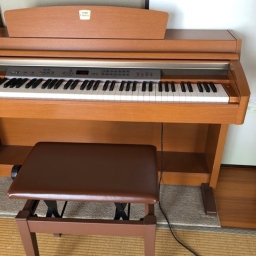 電子ピアノ　YAMAHA Clavinova CLP-230C