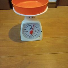 タニタクッキングスケールの画像