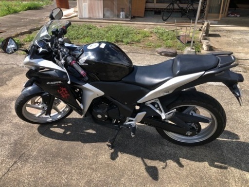 ホンダ　CBR250R MC41