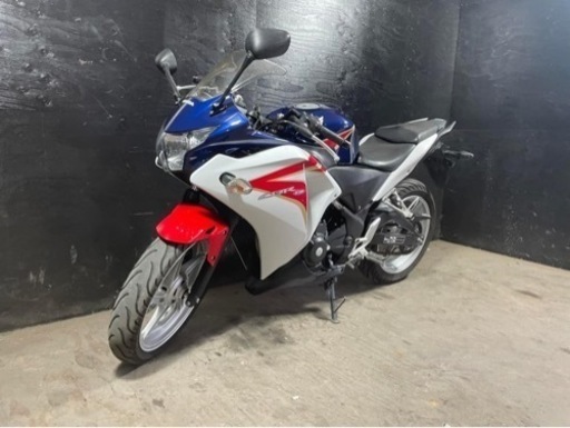 ★お支払い総額13.8万円★ 買取強化中！どんな車両も1万円～保証します！ ホンダ CBR250R 人気のCBR！カッコイイ！ツーリングに！通勤通学に♪