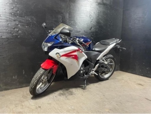 ★お支払い総額9.8万円★ 買取強化中！どんな車両も1万円～保証します！ ホンダ CBR250R MC41 人気のカラー！トリコロール！まだまだ乗れる！ツーリングに♪
