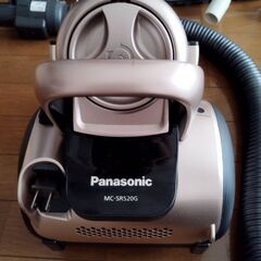 パナソニック掃除機《手元ブラシ、ふとん用ノズル、説明書付き》の画像