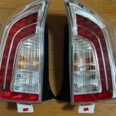 プリウス30後期テールランプ