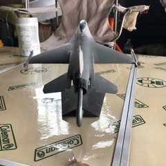 F16 戦闘機　模型の画像