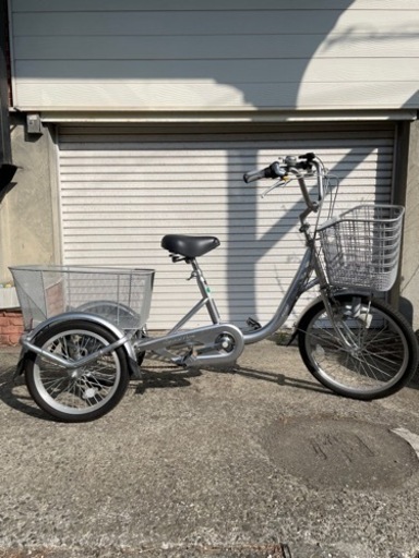 大人用三輪車　美品中古
