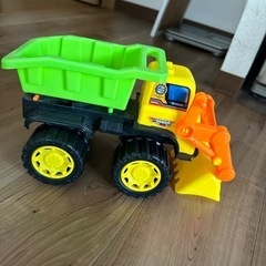 ダンプカー　ショベルカー　ホイールローダー　砂場あそび