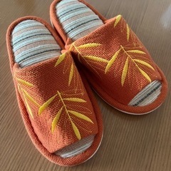 新品　夏用 スリッパ　オレンジの画像