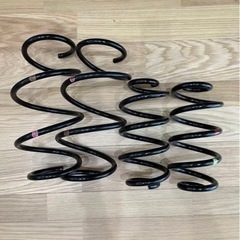 新型ヴォクシー90 新車外しサスペンション　1台分