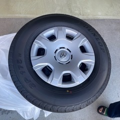 新品同等 ハイエース 純正タイヤ4本セット15インチ 23年6週製造