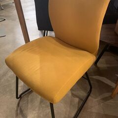 ✨🔔期間限定🔥ジモティー特別価格🔔✨ニトリ シンプルチェア  イエロー