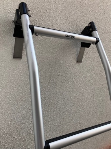 バン用ハシゴ　ハイエース200系その他用