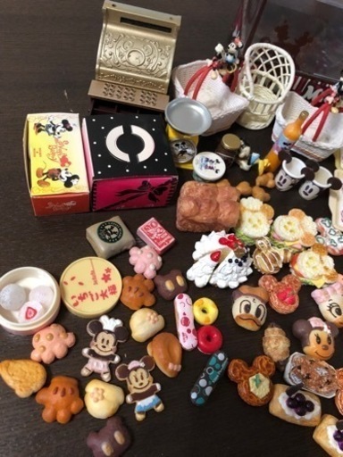 ミッキーミニースイートベーカリーミニチュアパン屋